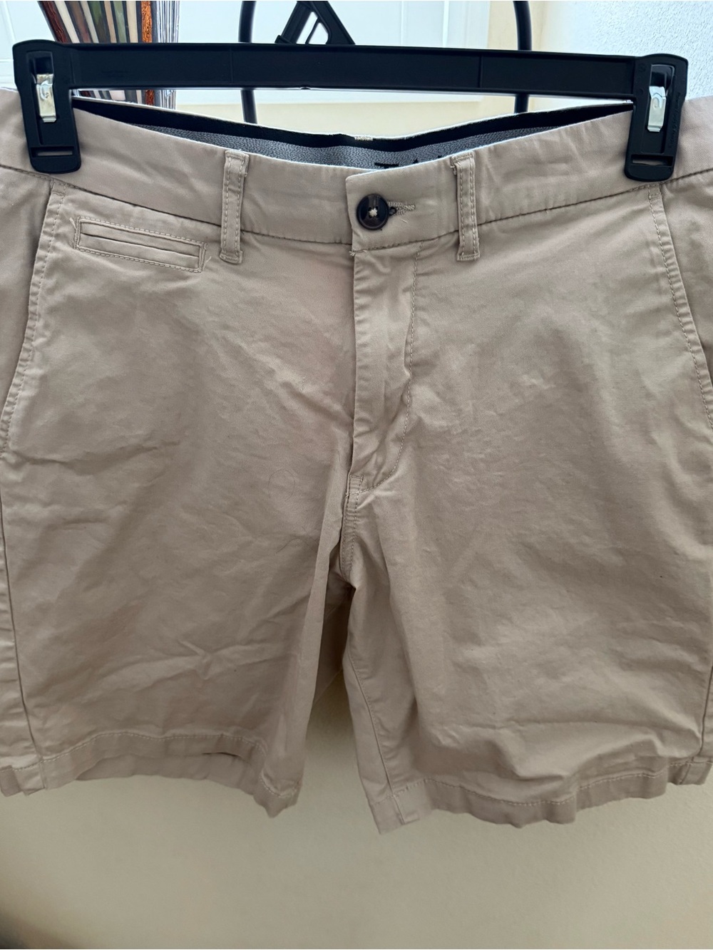 Tahari Men's Light Beige Flat Front Shorts
